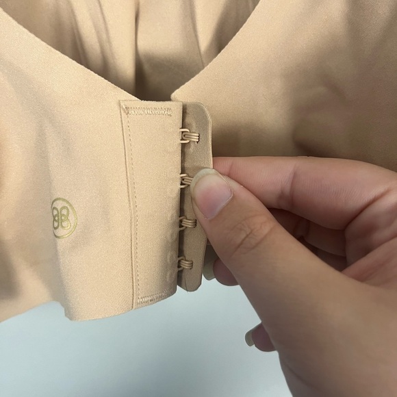 New HoneyLove CrossOver Bra Sand Color size 3X - Picture 9 of 11